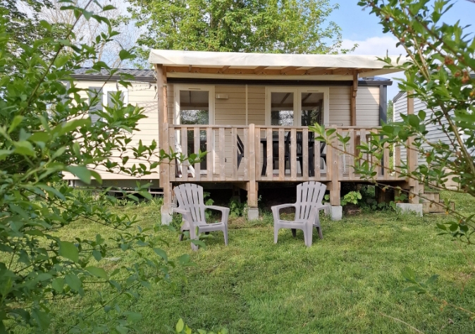 Vue hébergement en mobil-home 2 chambres le Jonc, en location au camping Le Grand Pré dans la Somme, à proximité de la Baie de Somme