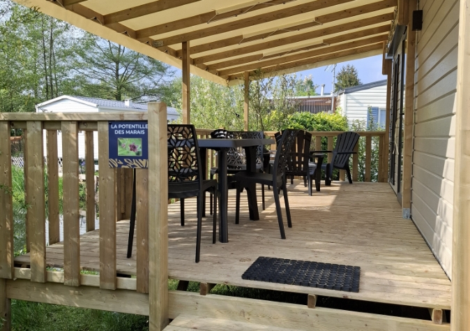 Cuisine du mobil-homes 2 chambres la Potentille des Marais